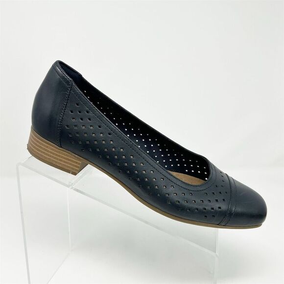 Clarks Ballet Flats Size 10 Navy Blue Perforated Leather Slip On Casual Loafers - Picture 1 of 12